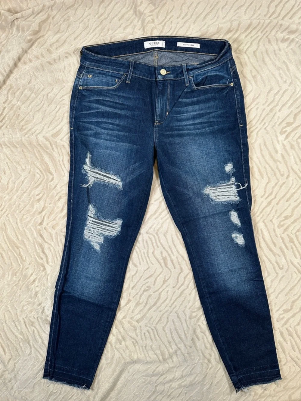 Guess Sexy Curve Distressed Jeans Size 31 - Picture 2 of 8